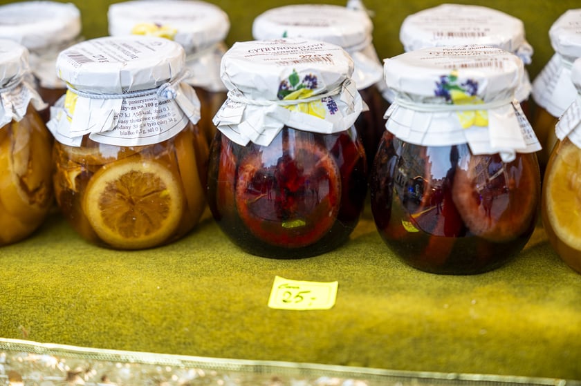 Jarmark Bożonarodzeniowy 2024 we Wrocławiu - na zdjęciach produkty, które można kupić na jarmarku